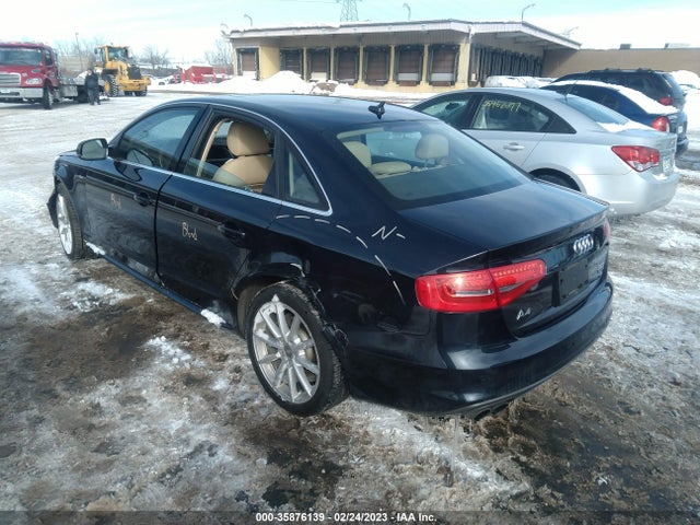 WAUFFAFL5FN025467 Audi A4