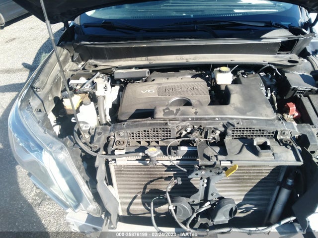 2018 NISSAN PATHFINDER SL VIN: 5N1DR2MM6JC655579
