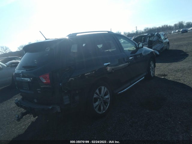 2018 NISSAN PATHFINDER SL VIN: 5N1DR2MM6JC655579