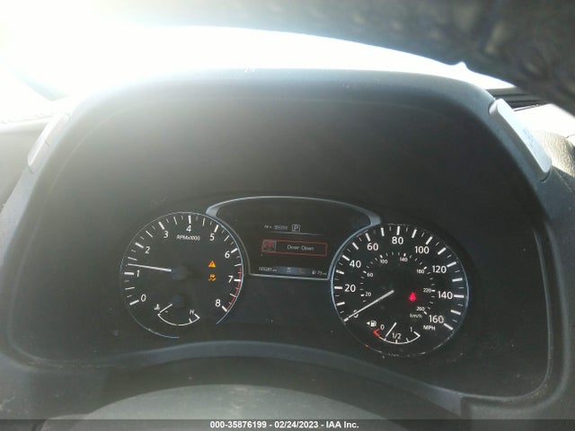 2018 NISSAN PATHFINDER SL VIN: 5N1DR2MM6JC655579