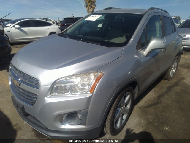Chevrolet TRAX LTZ 2015 3GNCJNSB5FL247281 Image 2