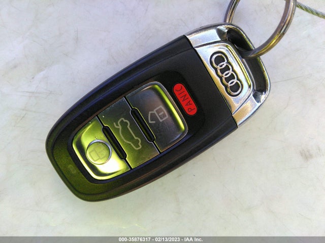 WA1LFAFP9EA071201 Audi Q5 Premium Plus