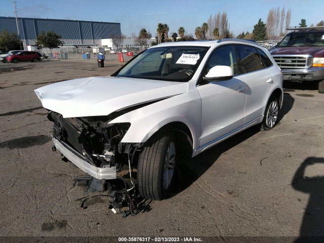 WA1LFAFP9EA071201 Audi Q5 Premium Plus