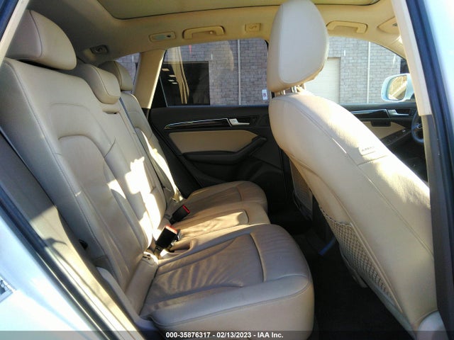 WA1LFAFP9EA071201 Audi Q5 Premium Plus