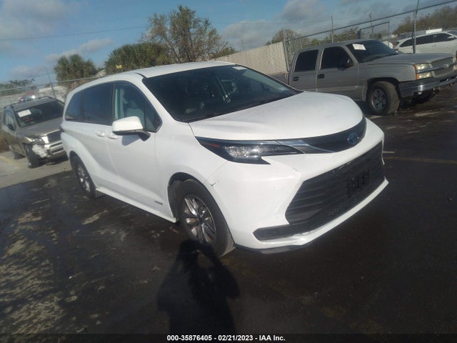 2021 Toyota Sienna, VIN: 5TDKRKECXMS036844