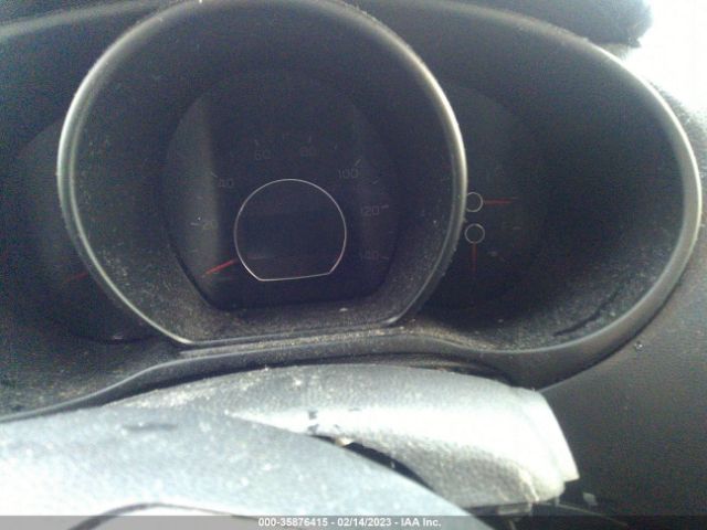 KNDJN2A25E7732883 KIA Soul Base
