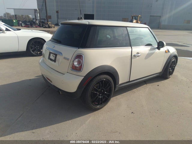 2012 MINI COOPER HARDTOP VIN: WMWSU3C55CT260576