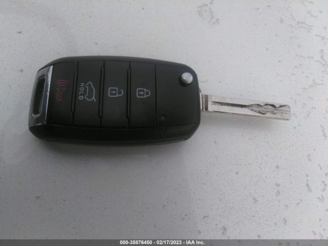KNDJN2A28G7822046 KIA Soul Base