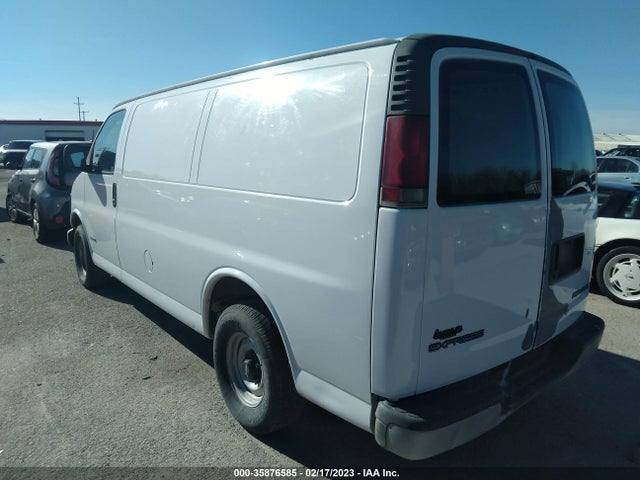 2001 CHEVROLET EXPRESS CARGO VAN VIN: 1GCEG15W011243744