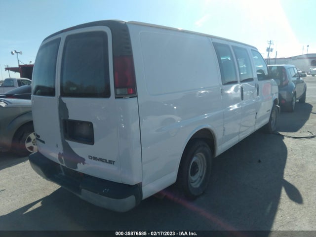 2001 CHEVROLET EXPRESS CARGO VAN VIN: 1GCEG15W011243744