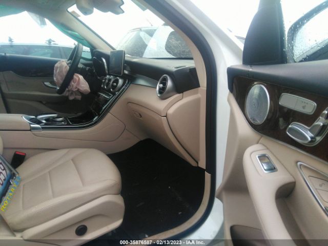 WDC0G4KB1JV029720 Mercedes-Benz GLC 300