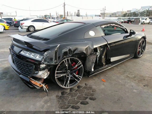 2020 Audi R8, VIN: WUAKBAFX6L7900560