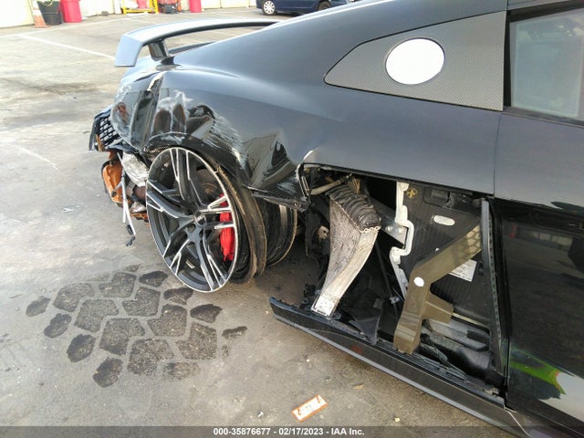 2020 Audi R8, VIN: WUAKBAFX6L7900560