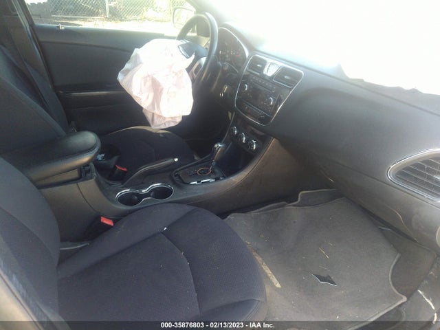 Chrysler 200 Touring 2012 1C3CCBBBXCN267513 Image 6