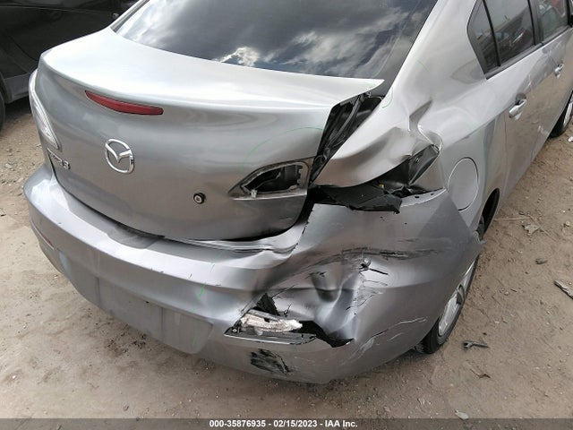 2013 MAZDA MAZDA3 I SV VIN: JM1BL1TF0D1832086