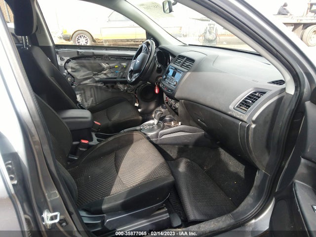 JA4AP3AUXGZ065313 Mitsubishi Outlander Sport 2.0 Es