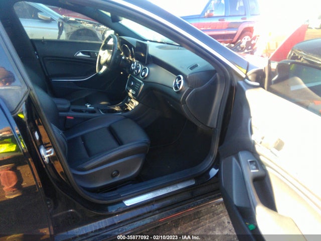 2017 Mercedes-Benz CLA-Class, VIN: WDDSJ4EB8HN484818