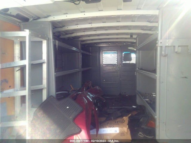 2015 Nissan NV, VIN: 1N6BF0KM8FN806989