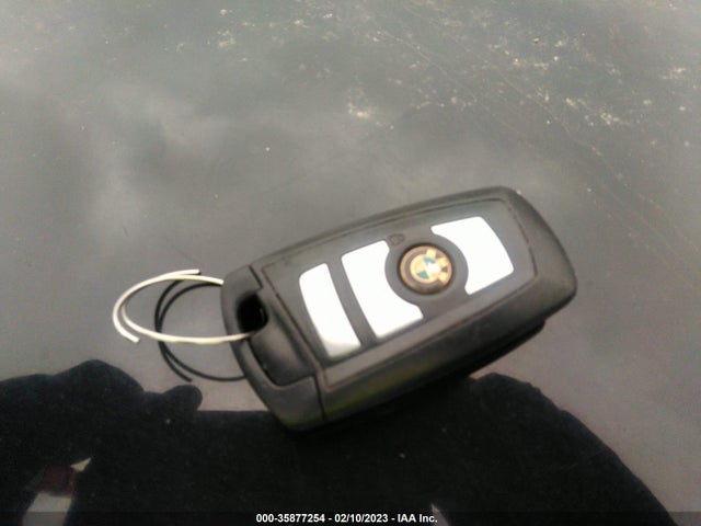 BMW 5 Series 528i 2011 WBAFR1C58BC741170 Image 3