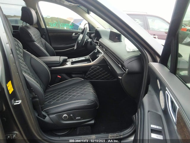 2022 GENESIS GV80 PRESTIGE SIGNATURE VIN: KMUHCESC8NU094026