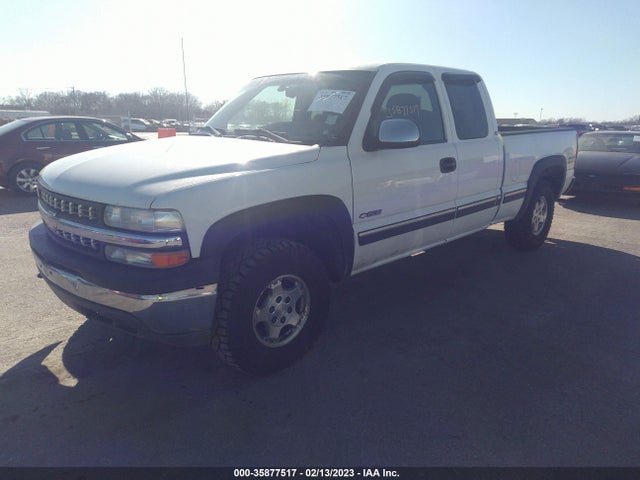 2001 CHEVROLET SILVERADO 1500 LS VIN: 2GCEK19T211297328