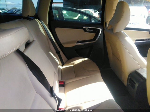 2016 Volvo XC60, VIN: YV440MDK9G2847504