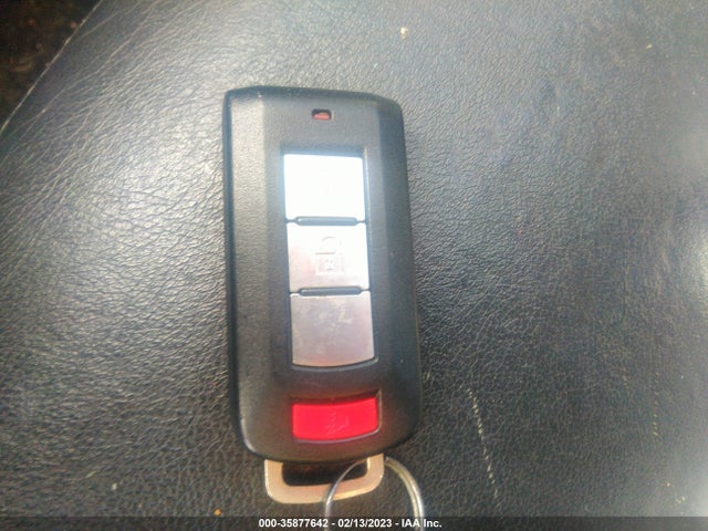 JA4JT5AXXAZ010630 Mitsubishi OUTLANDER GT