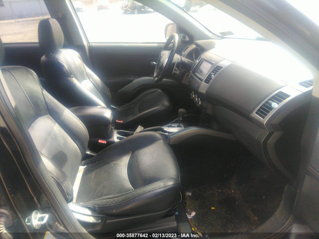 JA4JT5AXXAZ010630 Mitsubishi OUTLANDER GT