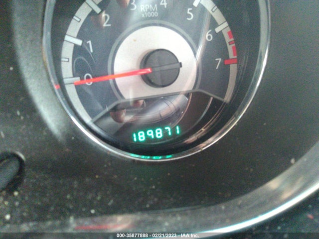 1C3CCBAB1EN124082 Chrysler 200 LX