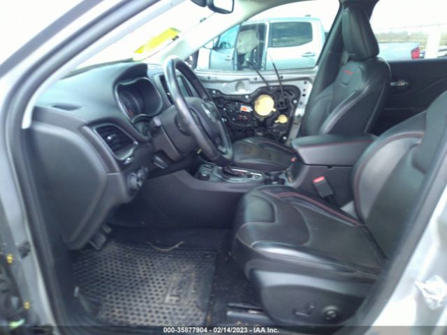 1C4PJMBX6KD282721 Jeep Cherokee