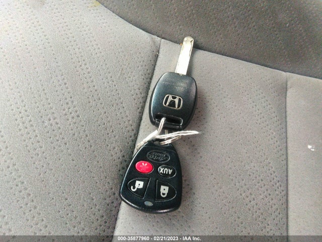2010 HONDA ODYSSEY LX VIN: 5FNRL3H25AB049722