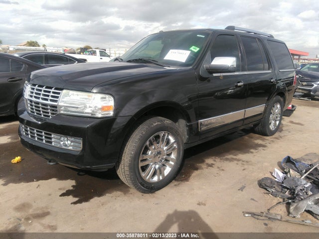 Lincoln Navigator 2010 5LMJJ2H54AEJ00807 Image 2