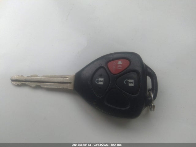 2011 TOYOTA RAV4 VIN: 2T3ZF4DV0BW082412