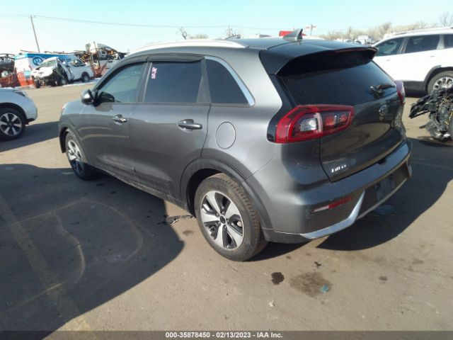 KNDCB3LC0H5062656 KIA NIRO LX
