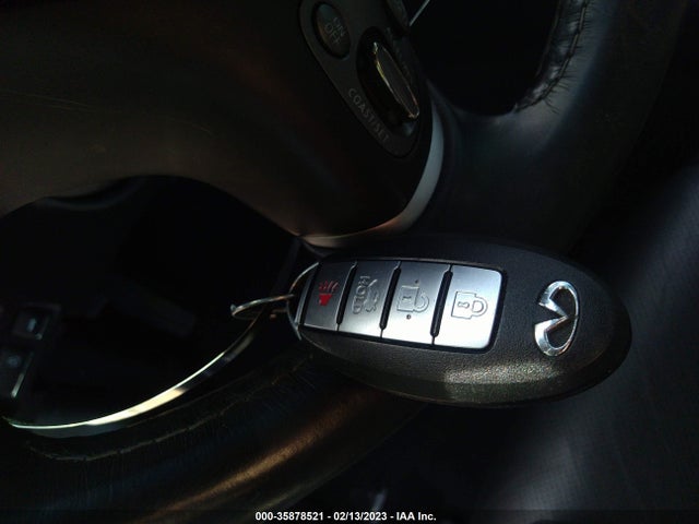 2016 Infiniti Q70, VIN: JN1BY1AP6GM220803