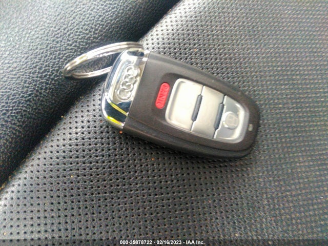Audi Q5 2010 WA1VKAFP2AA045702 Image 11