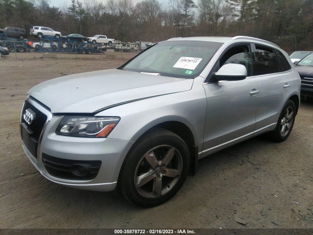 Audi Q5 2010 WA1VKAFP2AA045702 Image 2
