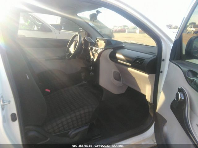 JTNJJXB01EJ030001 Scion IQ