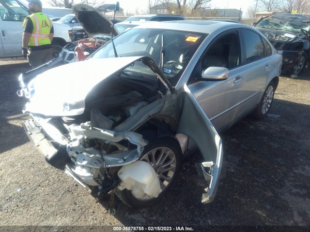 2006 VOLVO S40 2.4L VIN: YV1MS382162204817