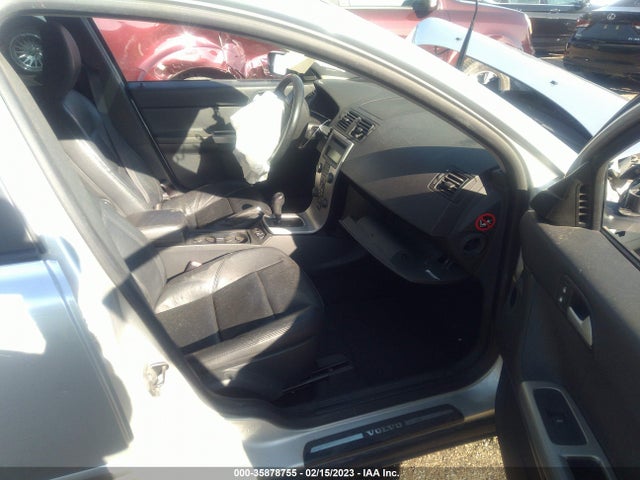 2006 VOLVO S40 2.4L VIN: YV1MS382162204817