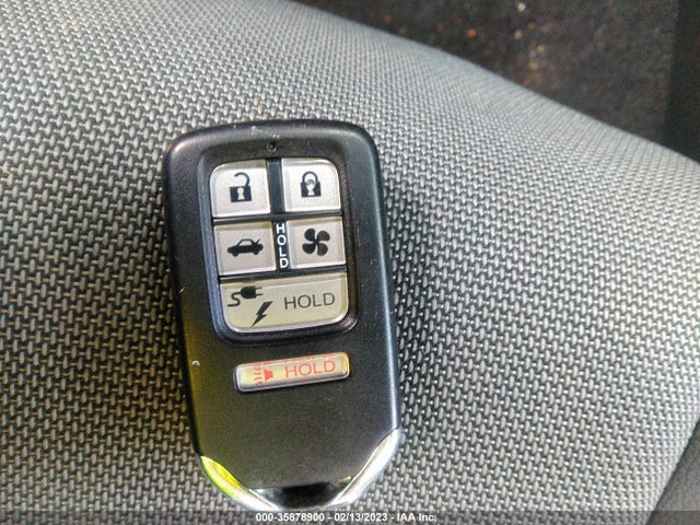 2018 Honda Clarity, VIN: JHMZC5F16JC013703