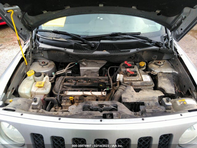 1C4NJPBA3FD429877 Jeep Patriot Altitude Edition