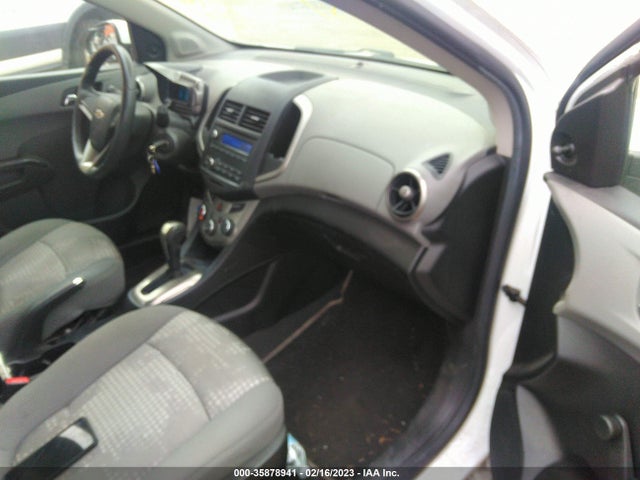 Chevrolet SONIC LS 2014 1G1JA6SH1E4223258 Image 6