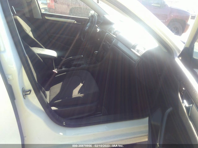 Volkswagen PASSAT S 2013 1VWAH7A31DC149548 Image 5