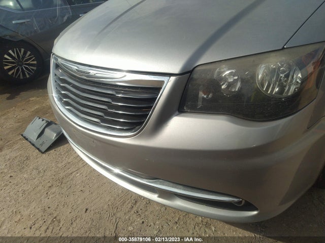 2C4RC1HG7ER303781 Chrysler Town & Country S