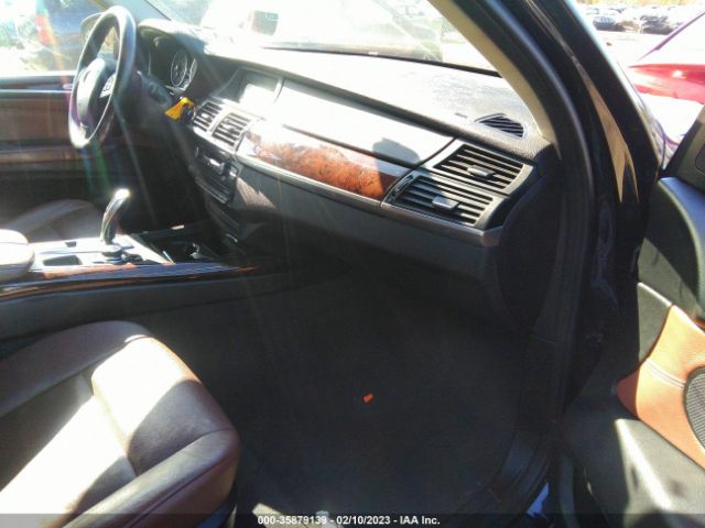5UXZV4C52BL413271 BMW X5 35i