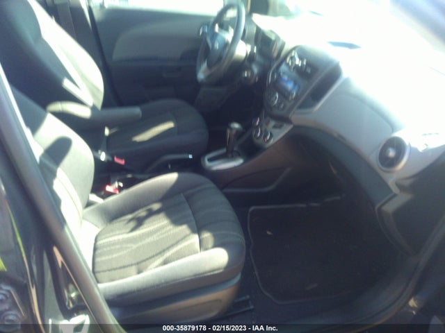 2015 Chevrolet Sonic, VIN: 1G1JC6SH7F4110085