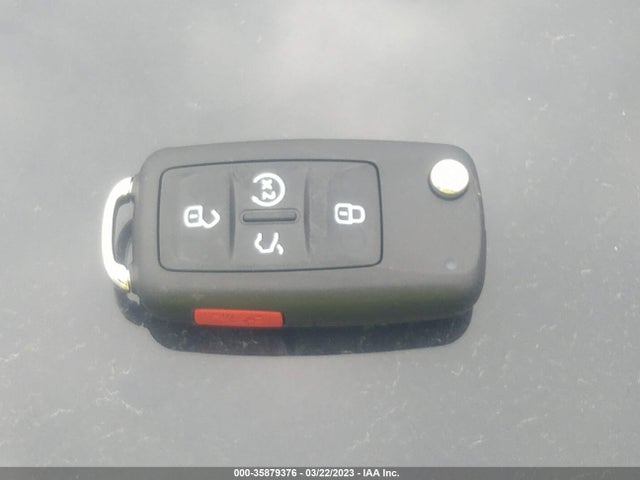 1VWCT7A33HC027111 Volkswagen Passat 1.8t Sel Premium