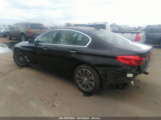 BMW 5 Series 530i 2017 WBAJA5C38HG897640 Image 3