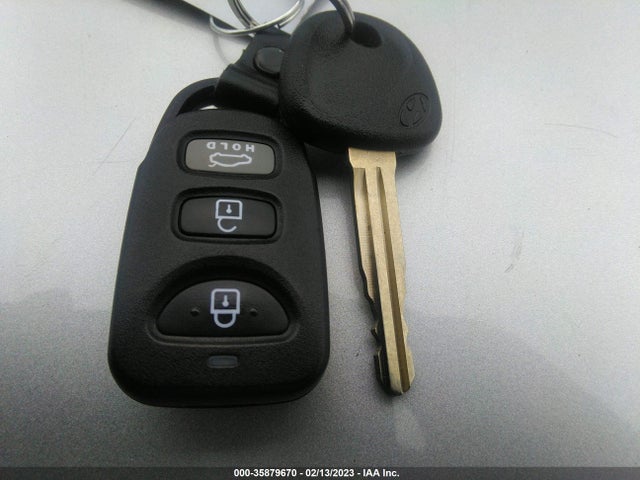 Hyundai ELANTRA SE 2020 5NPD74LF1LH508330 Image 3